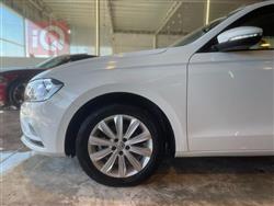 فولكسفاغن بورا